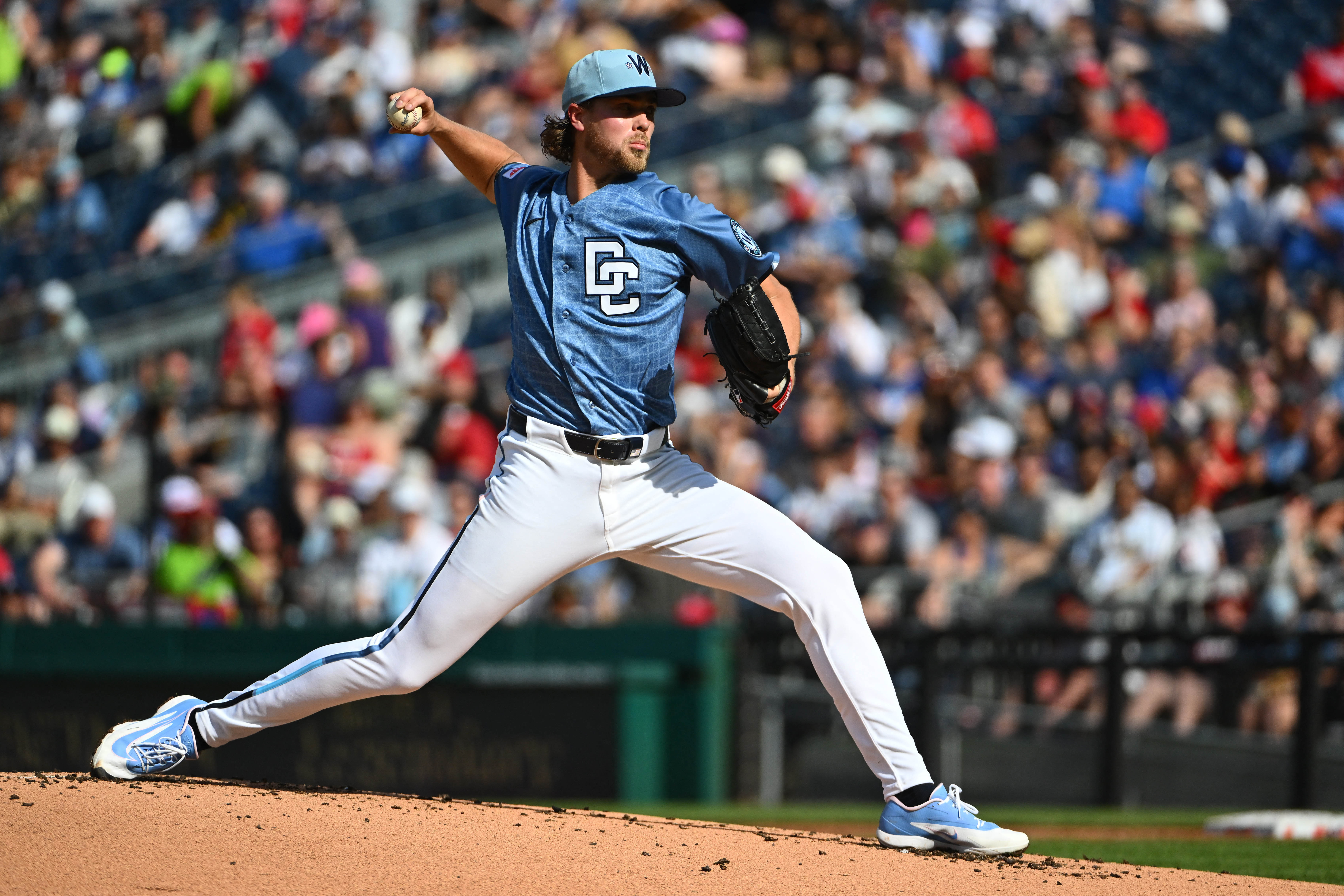 Jake Irvin allowed six runs in four innings against the Dodgers. (Brad Mills/Imagn Images)