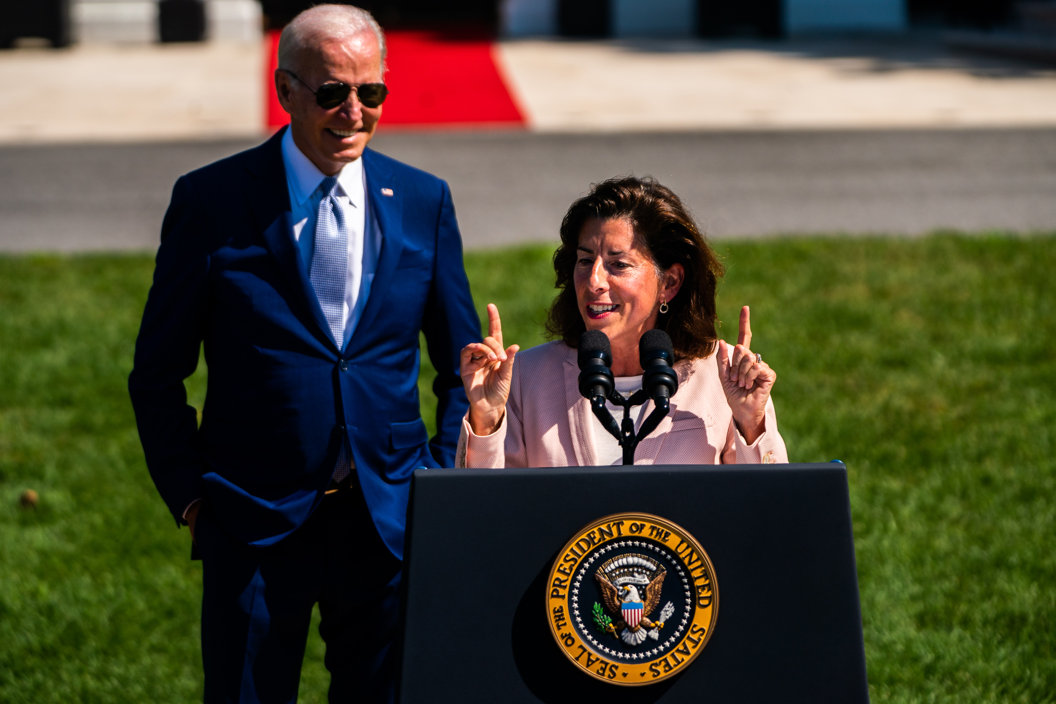 Commerce Secretary Gina Raimondo and President Joe Biden in 2022. (Demetrius Freeman/The Washington Post)