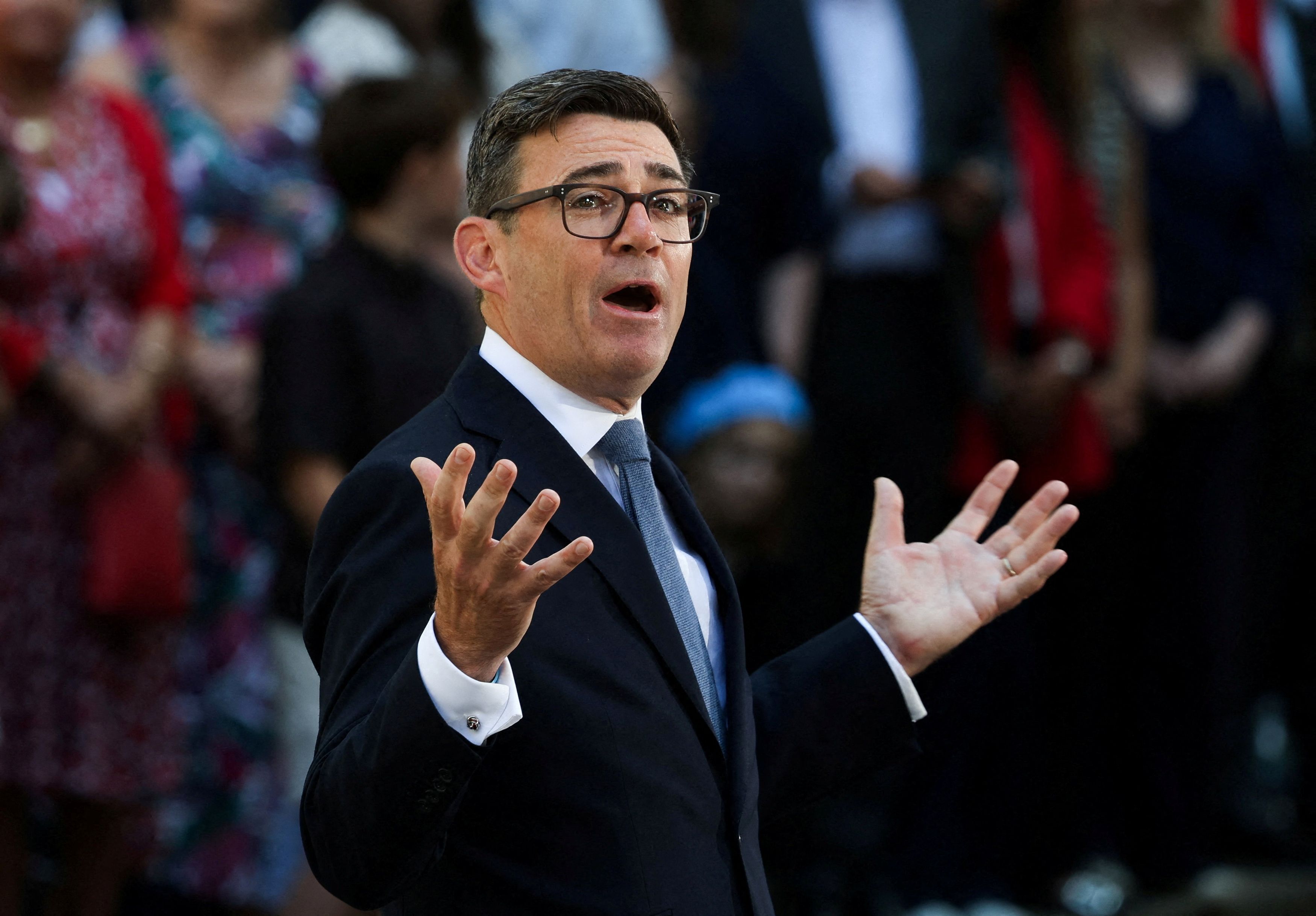 Andy Burnham becomes 7th British prime minister; promises fresh start as his plans could bring UK closer to Europe