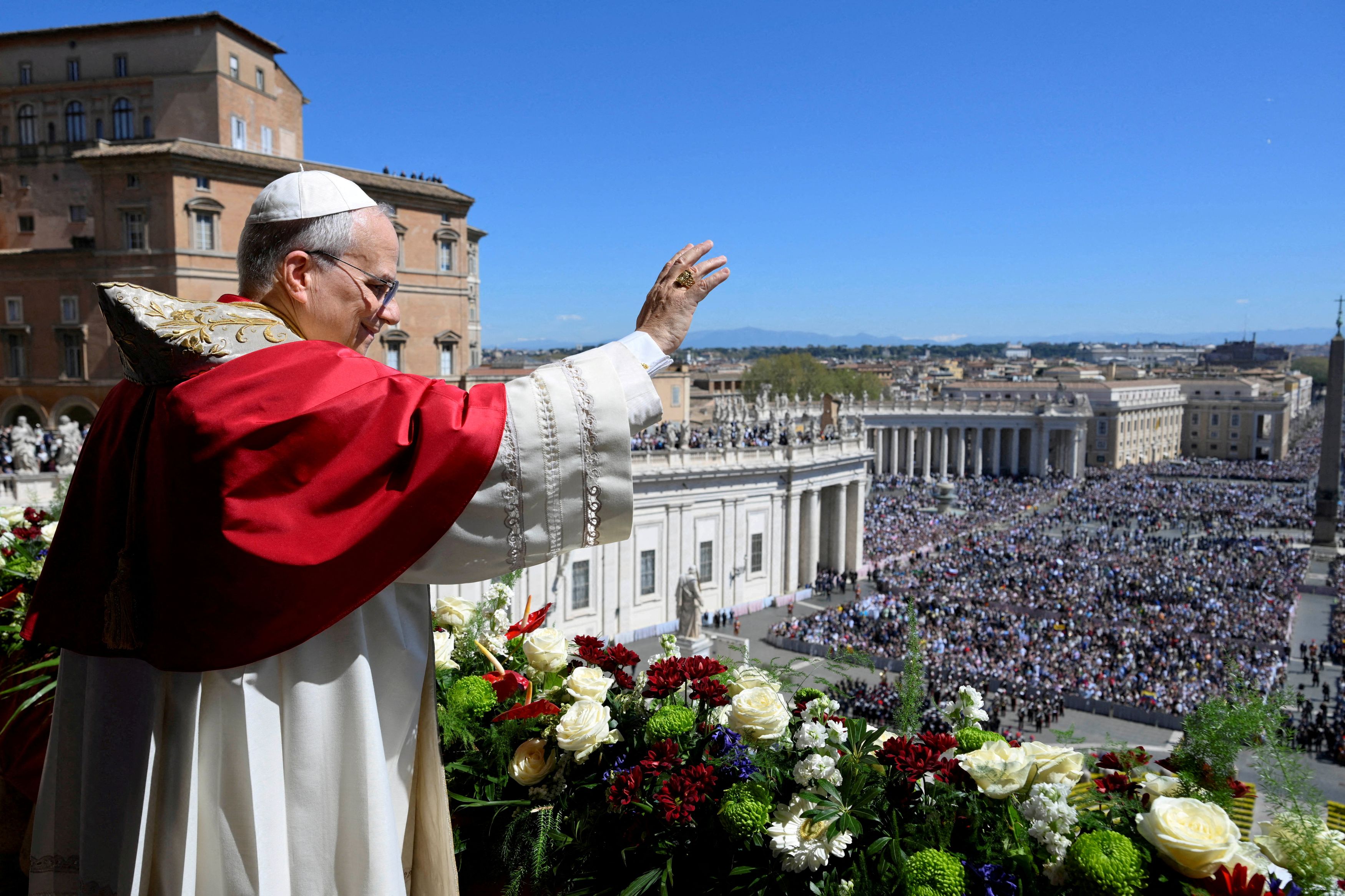 Pope Leo XIV delivers his Easter message at St. Peter's Basilica on April 5. (Simone Risoluti/via REUTERS)