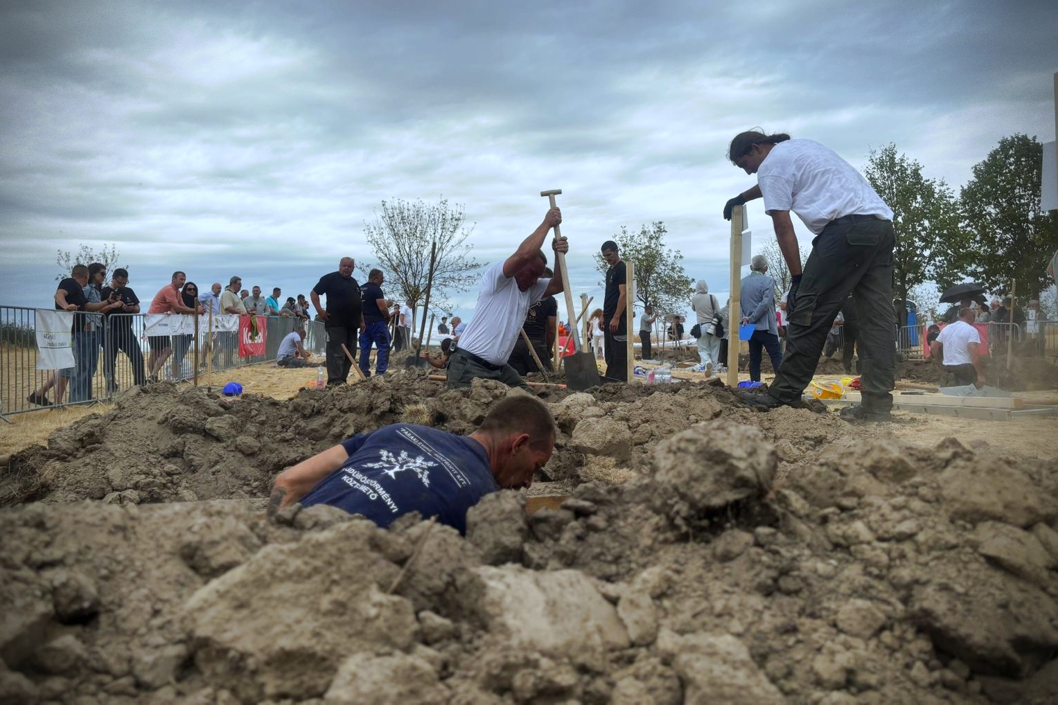 Competitors dig deep in Hungarian grave-digging contest