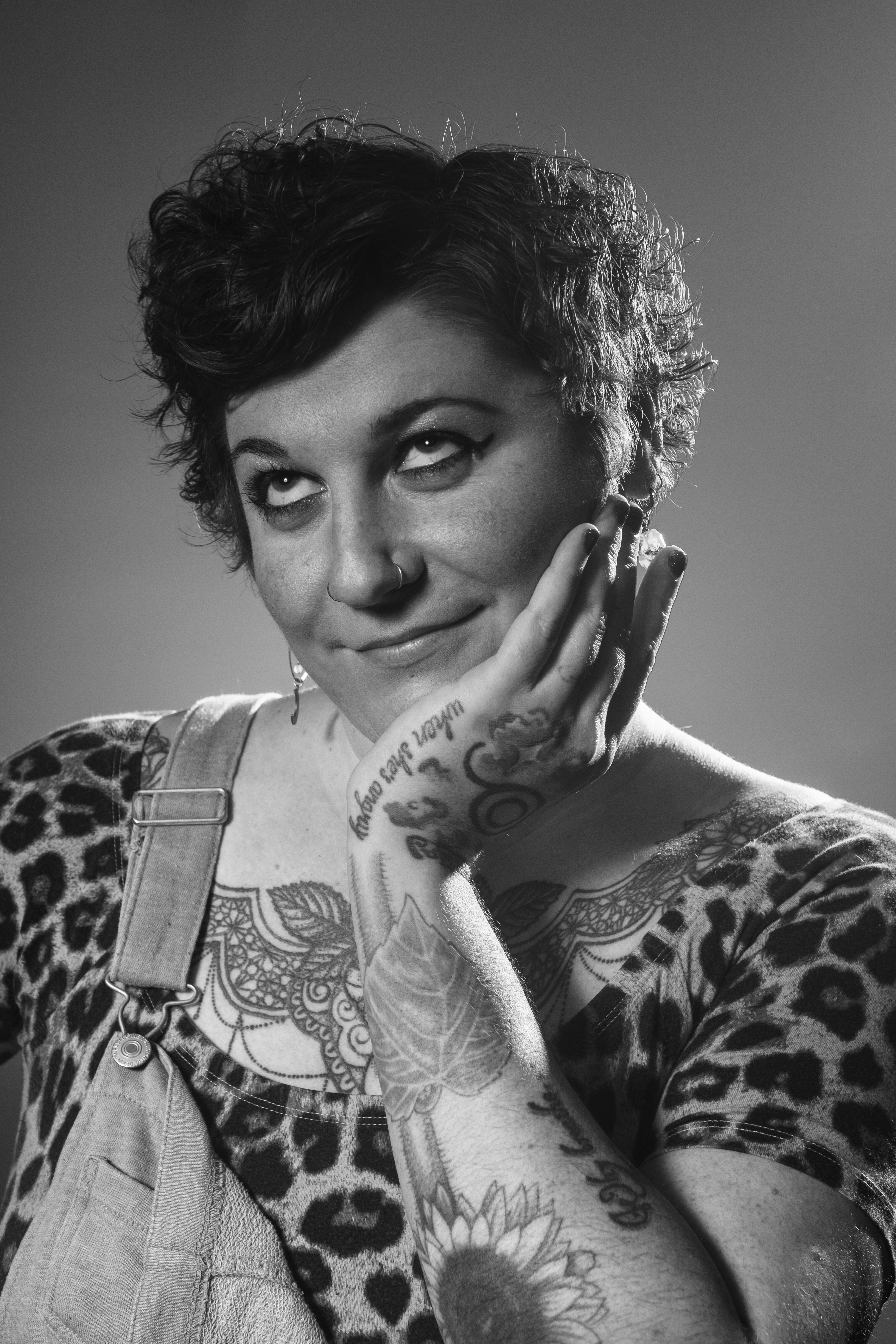 Amanda Lynn Deal Exists in the Space Between Relatability and  Self-Deprecation, image size:4160x6240